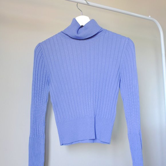 Zara Turtleneck│Medium│Zara - Picture 1 of 4